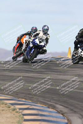 media/Nov-16-2025-Race Pace (Sun) [[8c5fa54630]]/Verified Riders/1-Turns 9 and 10 (925am)/